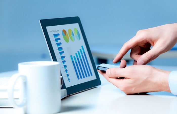 Tablet-Technology-Computer-Business-700x450.jpg